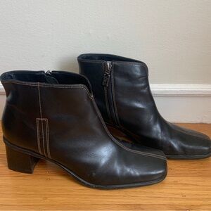 Bass Black Leather Ankle Boots
